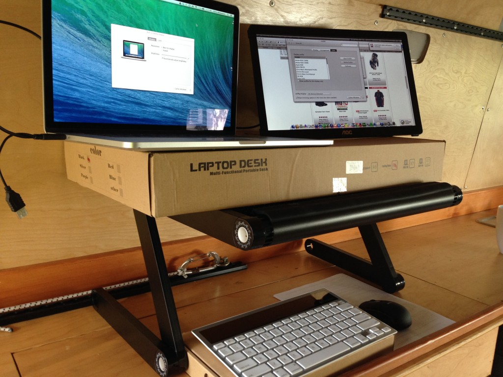 Best Portable Monitors for Laptop Under $200 (2026 Guide)