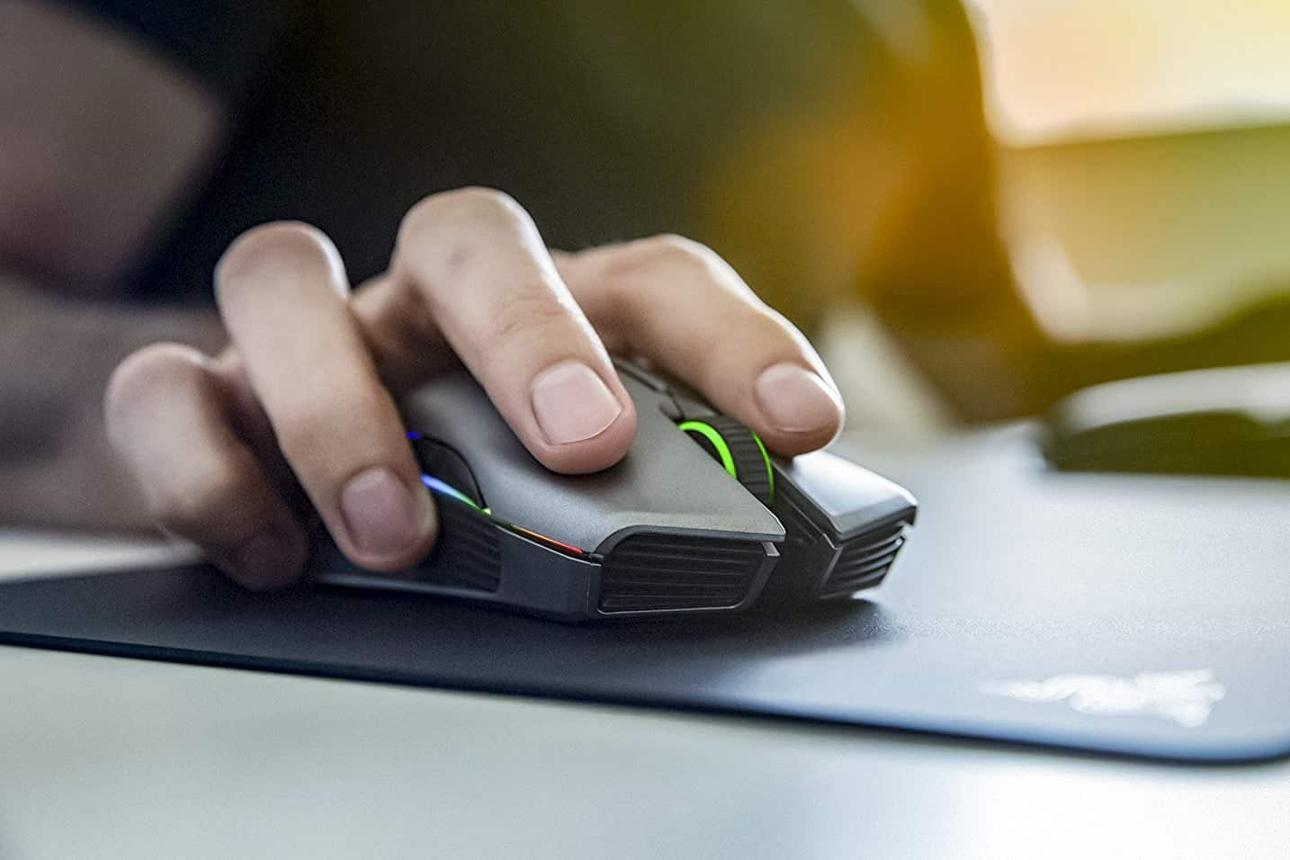 Best Gaming Mouse for Small Hands FPS (2026 Guide)