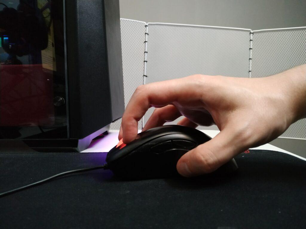 Best FPS Gaming Mouse for Claw Grip (2026 Guide)