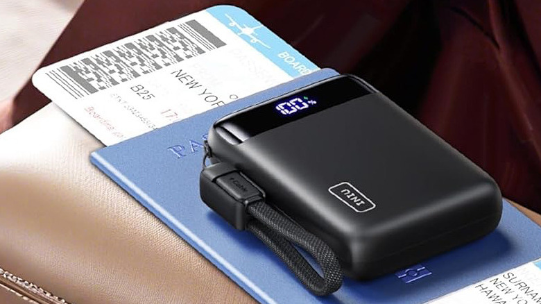 Best Portable Power Banks for Travel (Fast Charging Anywhere)